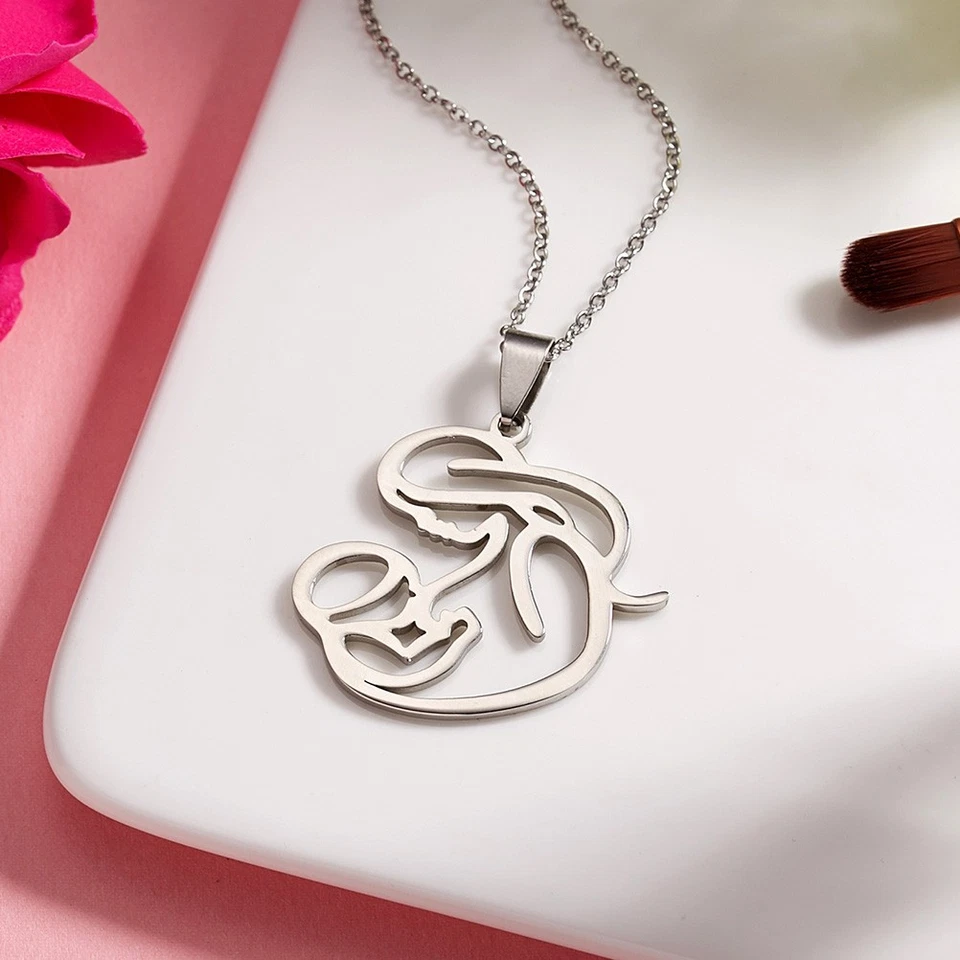  Collana in lega d'argento Embrace Baby Pendant Creative Hollow Out Collana - Immagine 4 di 4