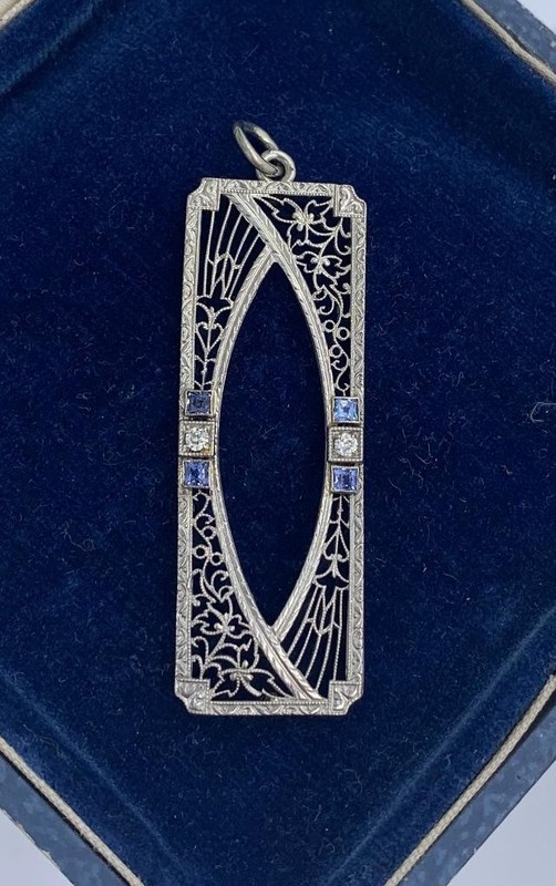 Art Deco Sapphire Old Mine Diamond Pendant Lavalier Necklace Filigree White Gold