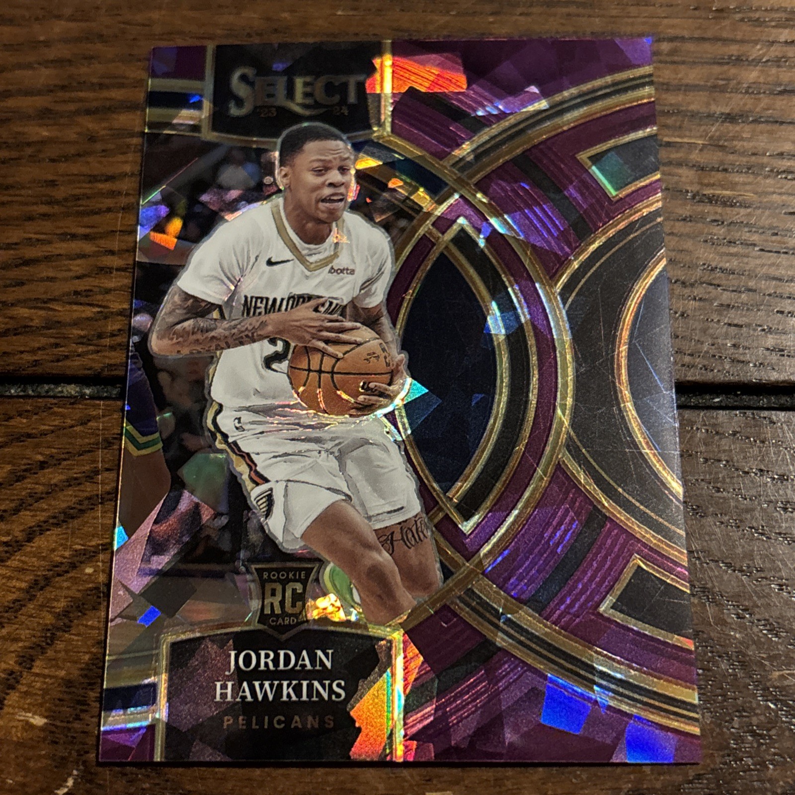 2023-24 Panini Select Jordan Hawkins #124 Purple Cracked Ice Prizm /99 (RC)