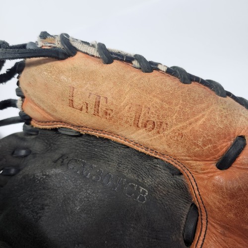 Rawlings RCM30TCB Lite Toe Catchers Mitt Baseball Glove RHT Player Preferred - Picture 16 of 18