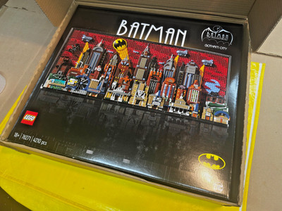 Lego 76271 Batman The Animated Series Gotham City | New Sealed  | Free Shipping