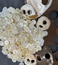 Set of 20 - 12.7mm or 1/2 inch MOP Buttons white Buttons 2 Hole Vintage Sewing