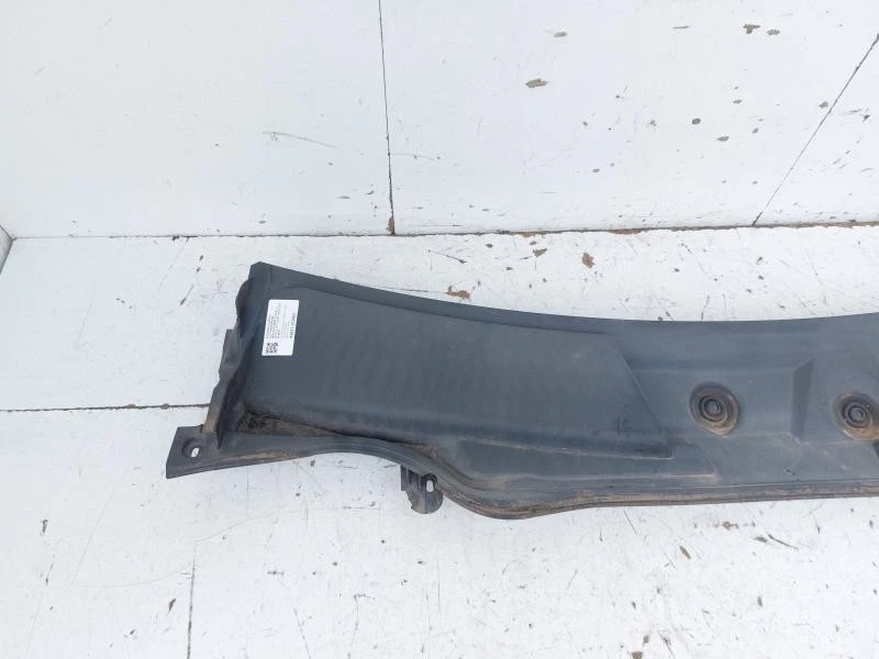 A1768300013 Grille sous pare-brise MERCEDES-BENZ CLASSE A (W176) 2.0 D 16v AUT 1 - Photo 2/4