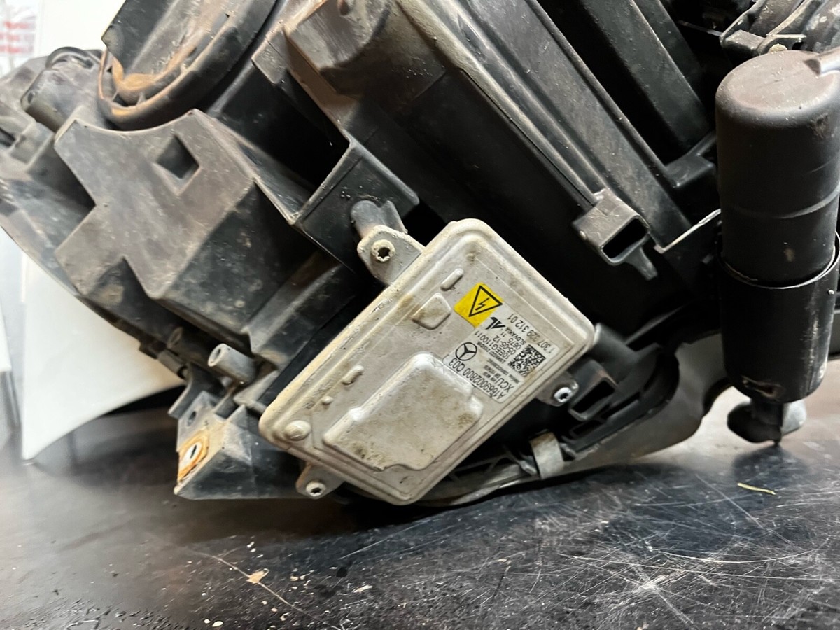 saby ダブルブレストトレンチコートブラックMANTECO Mサイズ