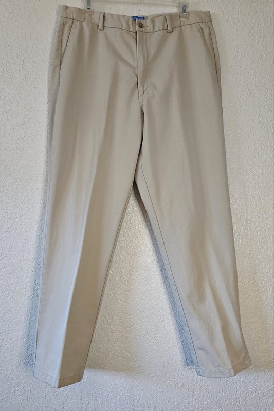 Lady's Dockers Khaki Flat Front Side Slit Pockets Sz 18 Med