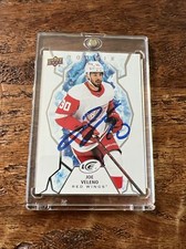 Joe Veleno IP Signed Upper Deck Ice Rookie Card PSA DNA  Autographed Red Wings