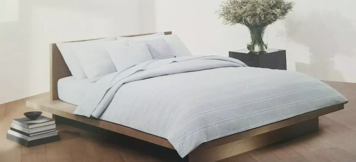 4 pc Calvin Klein Heather Seersucker Stripe Glacier Cal. King Sheet Set NIP
