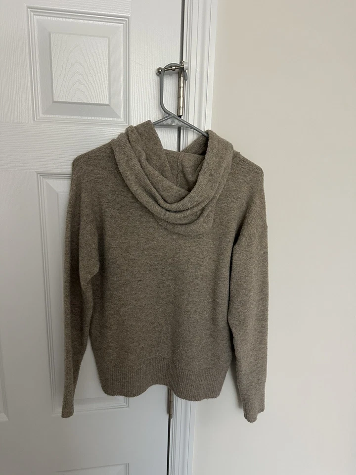 Женская толстовка с капюшоном Lou & Grey XS пушистый пуловер серый и коричневый очень мягкий расслабленный - Изображение 2 из 4