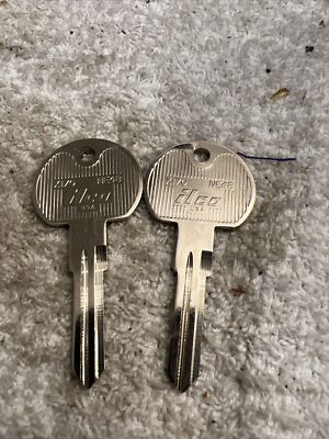 2 Ilco NE48  X170 Uncut Key blank Fits Older Big Trucks Kenworth Sterling Ford