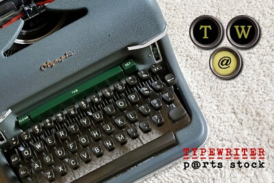 ジョルジオ・ソアヴィ OLIVETTI セラミックトレイ ジョルジオ・ソアヴィ OLIVETTI セラミックトレイ