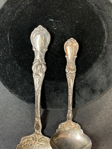 Two Antique 1835 R. Wallace Silver Plate Ladles, Monogramed (D3-8) - Picture 2 of 12