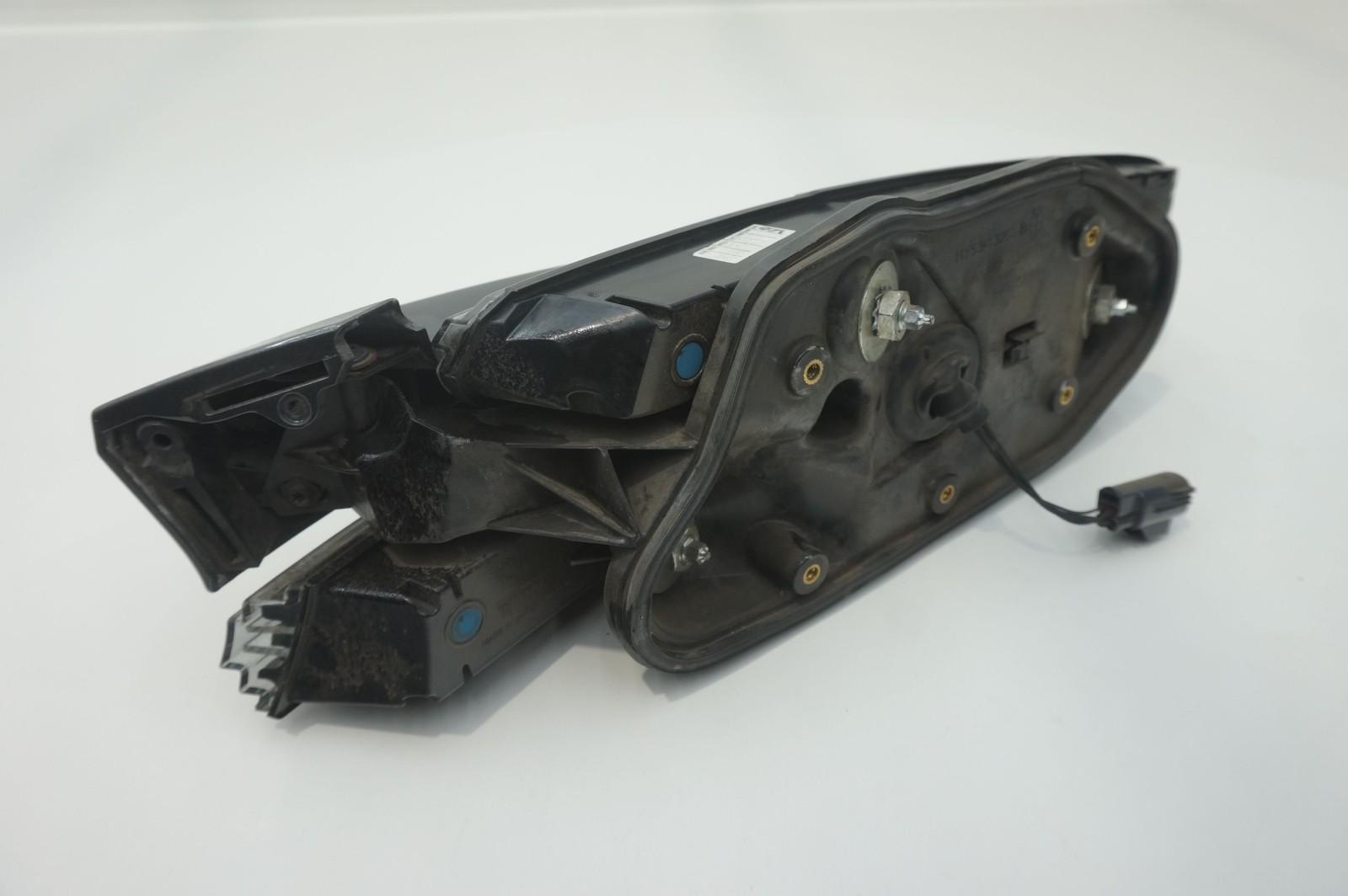 Rear Left Driver Side Tail Light Lamp OEM HY5313405DE Aston Martin DB11 2017-23