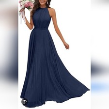 NWOT Pleated Bottom Chiffion Maxi Dress In Navy Size 2 Built in bra