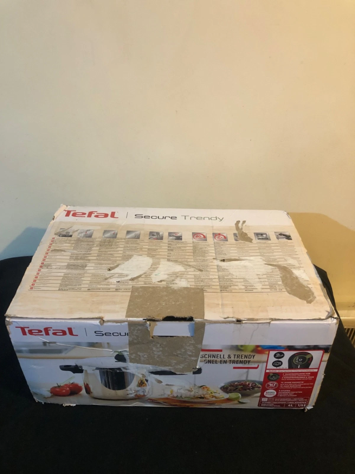 Tefal Secure Trendy 4L Pressure Cooker P2580400