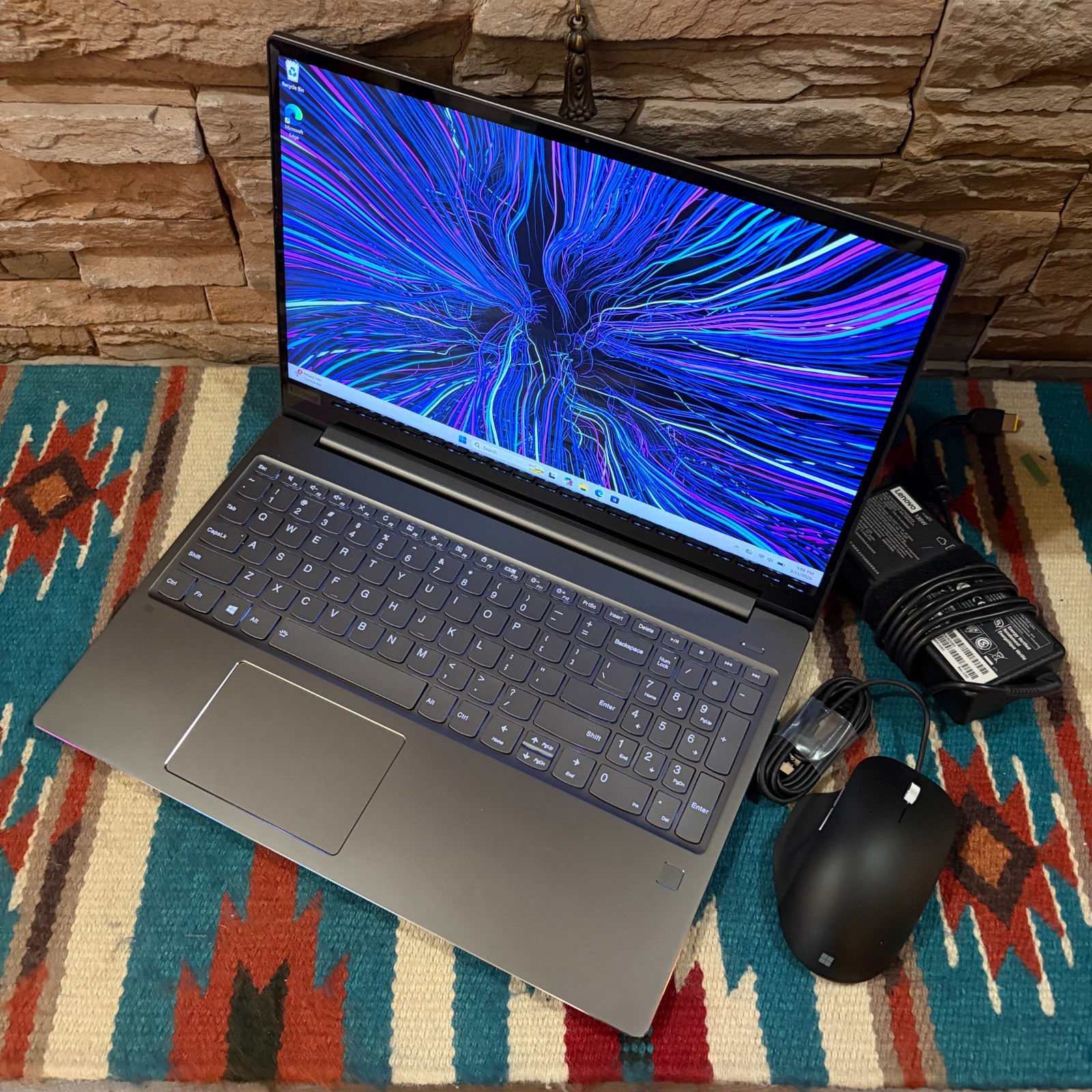 Lenovo IdeaPad 720S TOUCH 15-IKB, 15.6-Inch Laptop, with Intel Core i7 7th Gen., 512 GB SSD (Solid State Drive), Windows 11 Pro