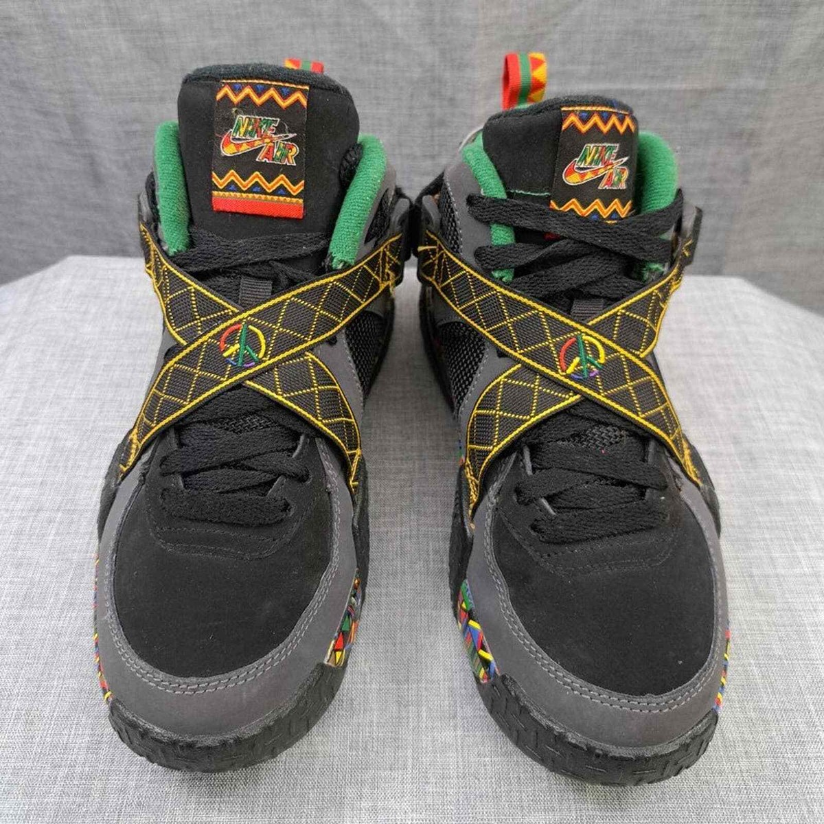 NIKE AIR RAID SIZE 5Y URBAN JUNGLE BLACK DARK GREY PINE