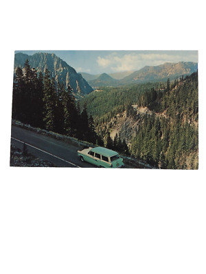 1956 Ford Wagon on Paradise Road near Inspiration Point Eagle Peak Longmire card