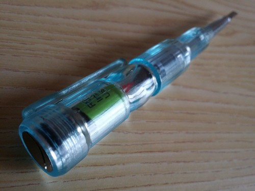 Electricians Insulated Terminal LED Screwdriver Mains Continuity Polarity Tester - Picture 2 of 3