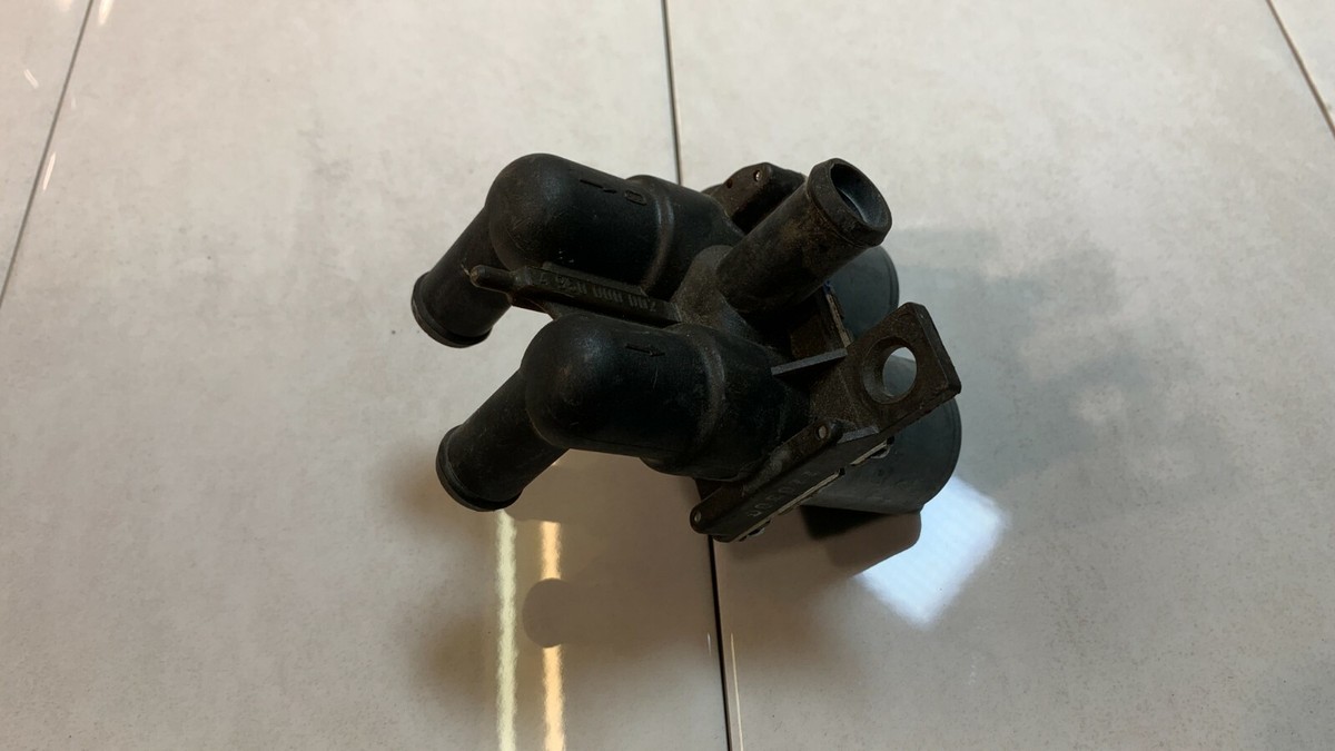 ORIGINAL Mercedes Benz W124 C124 S124 Heizungsventil Duoventil 