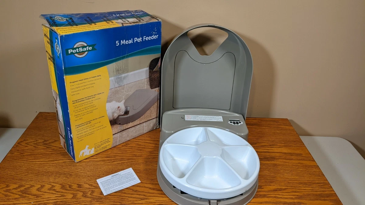 5 Meal Pet Feeder