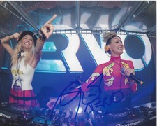 NERVO (OLIVIA & MIRIAM) SIGNED AUTHENTIC 8X10 PHOTO C w/COA EDM ELECTRONIC PROOF