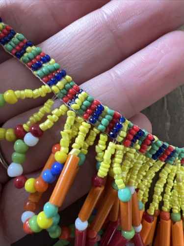 Handmade beaded Native American Indian style choker Yellow Orange Red Green - Bild 6 von 6