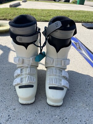 Nordica Syntech F6 Ski Boots  22.5 Shock Absorbing Lasted With Skis