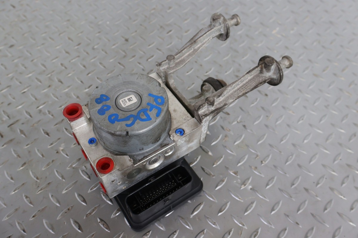 15-18 Dodge Challenger ABS Anti-Lock Brake Module W/Pump