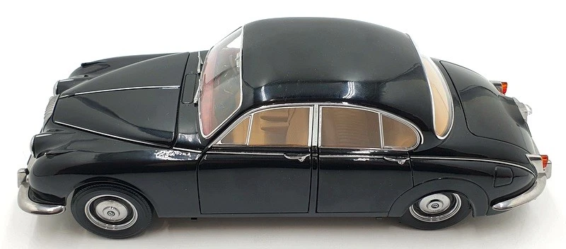 Paragon 1/18 Scale Diecast DC26324A - 1967 Daimler V8 250 - Black - Image 3 of 4