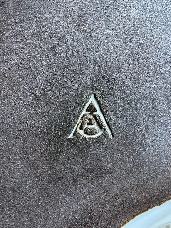 5 PETITES ASSIETTES VINTAGE POLYLOBEES GRES DE PONCE SUR LOIRE BATIMENTS XXème - Photo 2/4