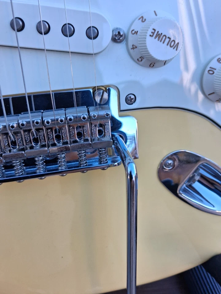Fender Player Stratocaster Right Handed Electric Guitar - Buttercream, photo 4 of 5