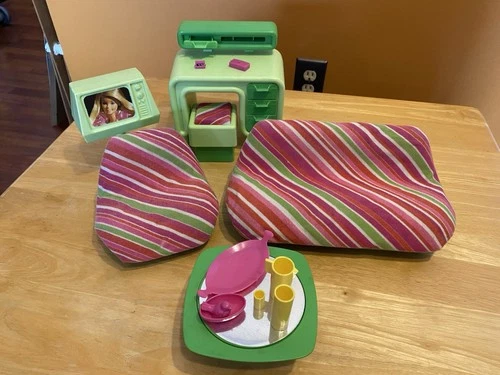 Barbie Vintage Dream House Furniture, 1977, Couch, Chair, Desk, Table, TV