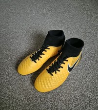 Nike Magista Moulded Studs Football Boots UK Size 6, White/Yellow