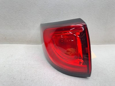 17-20 CHRYSLER PACIFICA REAR LEFT OUTER TAILLIGHT TAIL LAMP ASSY, OEM LOT3649