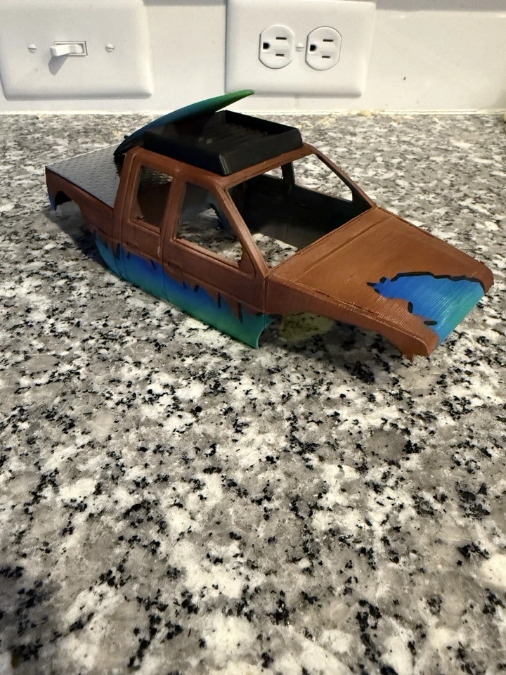 Redcat Ascent 1:18 Nissan Pinched Truck Body  Crawler - Image 2 of 4