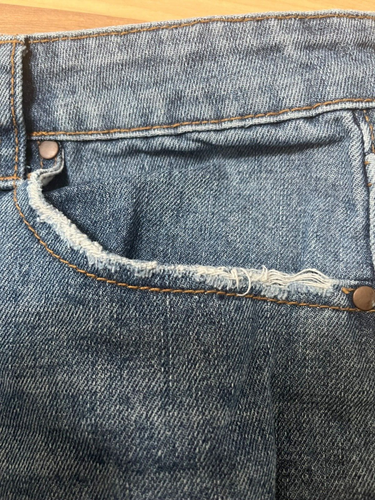 HARDLY WORN BLUE DENIM SHORTS SIZE UK 12 FROM ASOS TALL RANGE - Picture 5 of 9