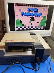 Nintendo NES Console System Bundle 10 Games NEW PINS Mario 3 Kid Icarus Tetris