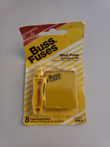 Bussmann KM9 BUSSMAN Mini Fuse Asst. Of 7 Fuses Ooen Box With Puller Ships Fast - Picture 1 of 14
