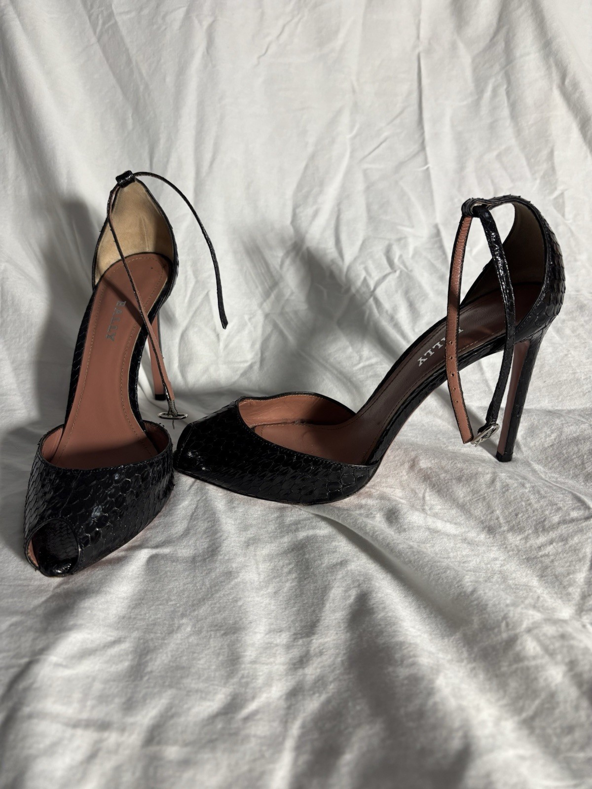 Bally black python leather 4-inch high heels size… - image 1