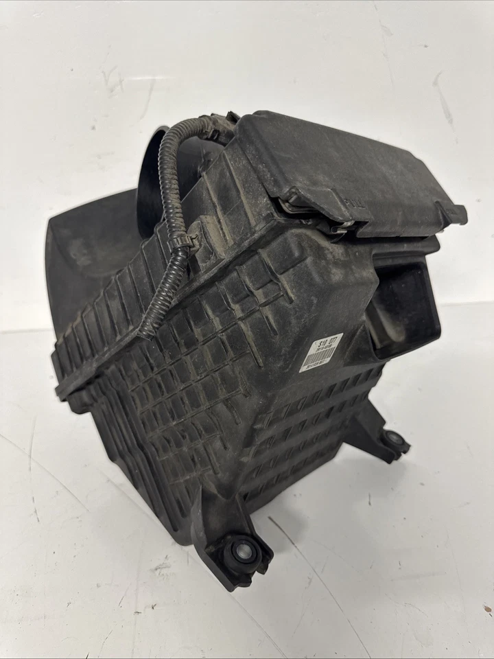 Conjunto de caja de filtro de aire Kia Sedona 2015-2018 OEM 28110A9100 Foto 3 de 4