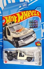 Hot Wheels 2023 Factory Set HW Drag Strip #80 Lolux White w/ 5SPs