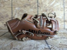 Wilson Youth Baseball Glove A2180 George Brett RHT Right Hand