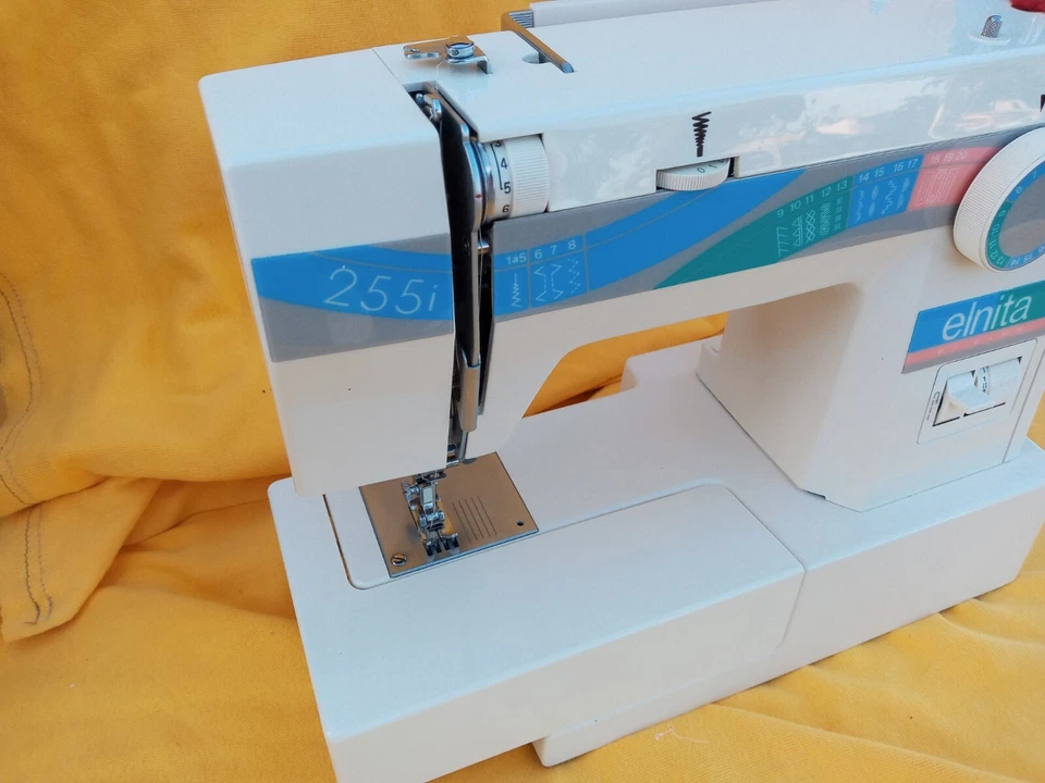 ELNITA 255 SEWING Machine NICE And NEW ONE OWNER INSTRUCTIONS ACCESSORIES NICE - Image 3 of 4