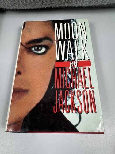 Moonwalk : A Memoir : Michael Jackson HC/DJ Book Doubleday Very Good 1988
