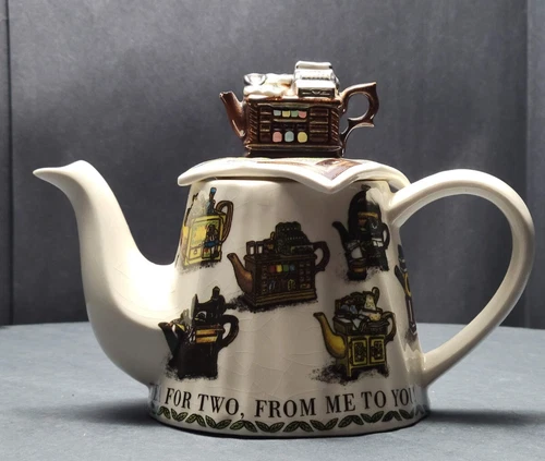 Cardew Whimsy "Tea for Two" Two Cup Teapot Mint Condition