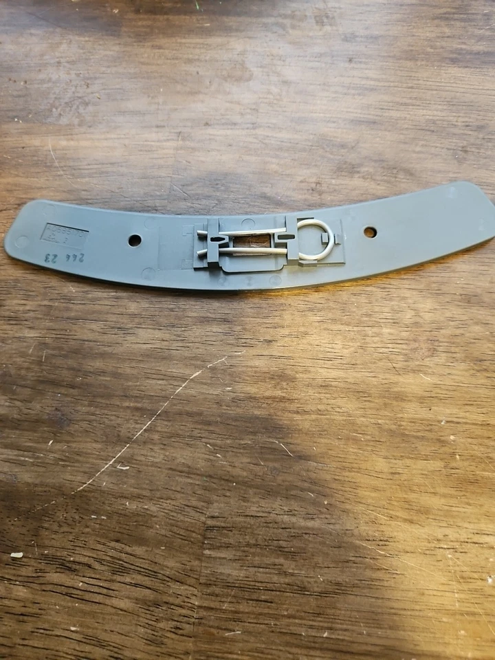 Pestillo puerta secadora Electrolux A06851701 Foto 3 de 3