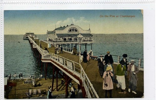 (Gc5127) On The Pier at CLEETHORPES, Lincolnshire, 1920
