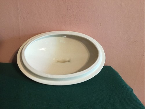 Small INDIVIDUAL SIZE CASSEROLE DISH W/LID Oval White & Ribbed Bowl USA - Picture 18 of 20