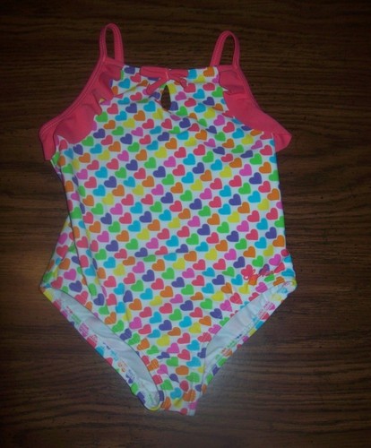 Bebé Niñas SKECHERS 1 pieza Traje de baño Traje de baño - Talla 24 MESES - NUEVO NUEVO CON ETIQUETAS - CORAZONES - Imagen 1 de 3