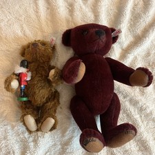 2 Steiff Bears